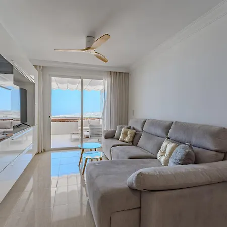 Sunset With 2 Bedrooms דירה