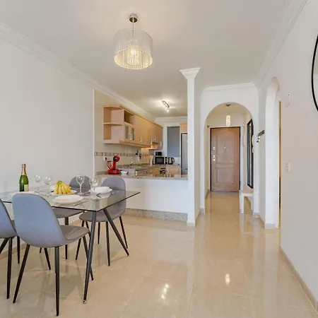 Appartement Sunset With 2 Bedrooms *