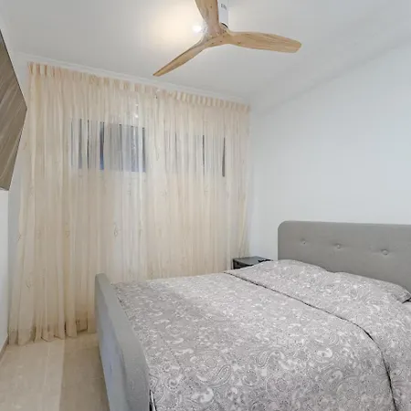 Sunset With 2 Bedrooms Apartament *